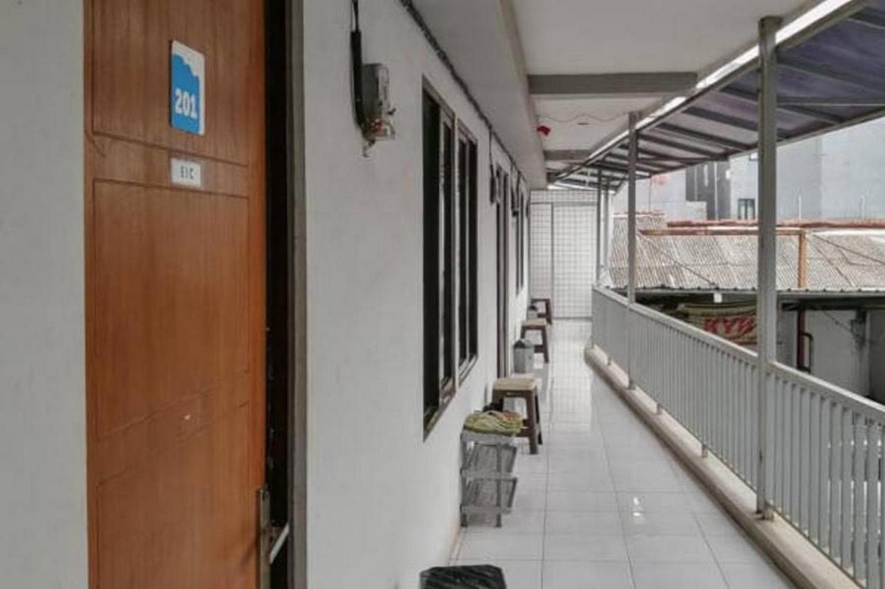 Laponca Residence Pondok Cabe Syariah Redpartner Duku エクステリア 写真
